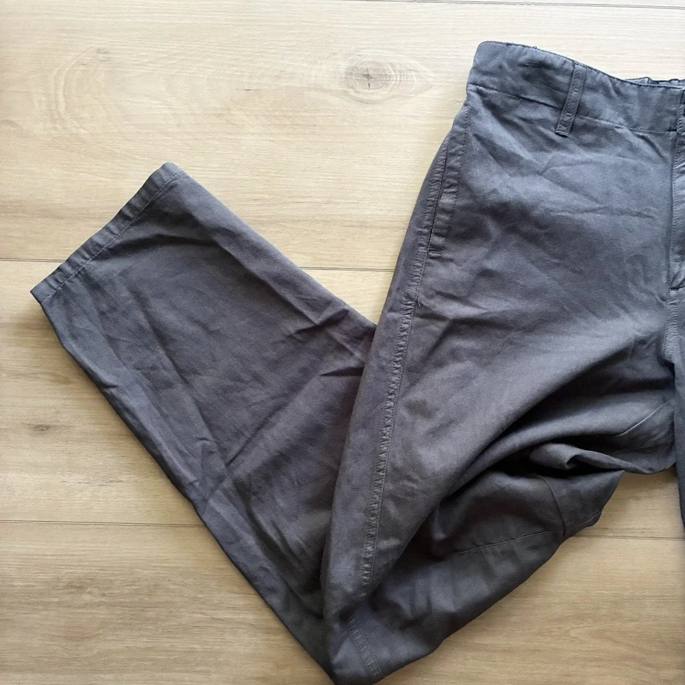 Universal Thread Target Low Rise Barrel Leg Lightweight Gray Pants Womens 8
